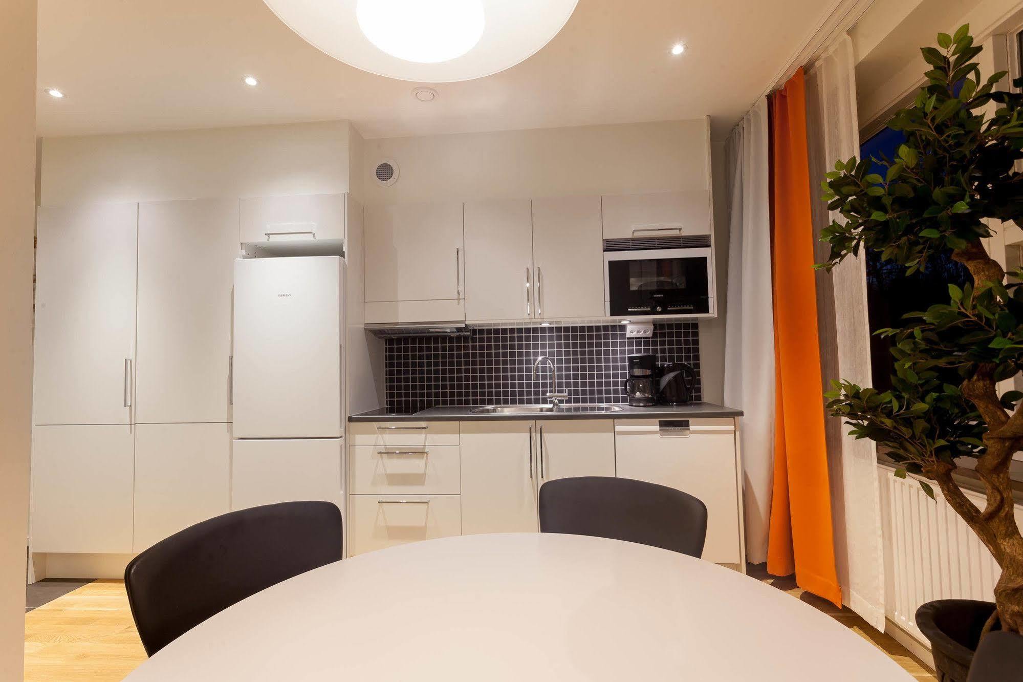 Apartdirect Solna Luaran gambar